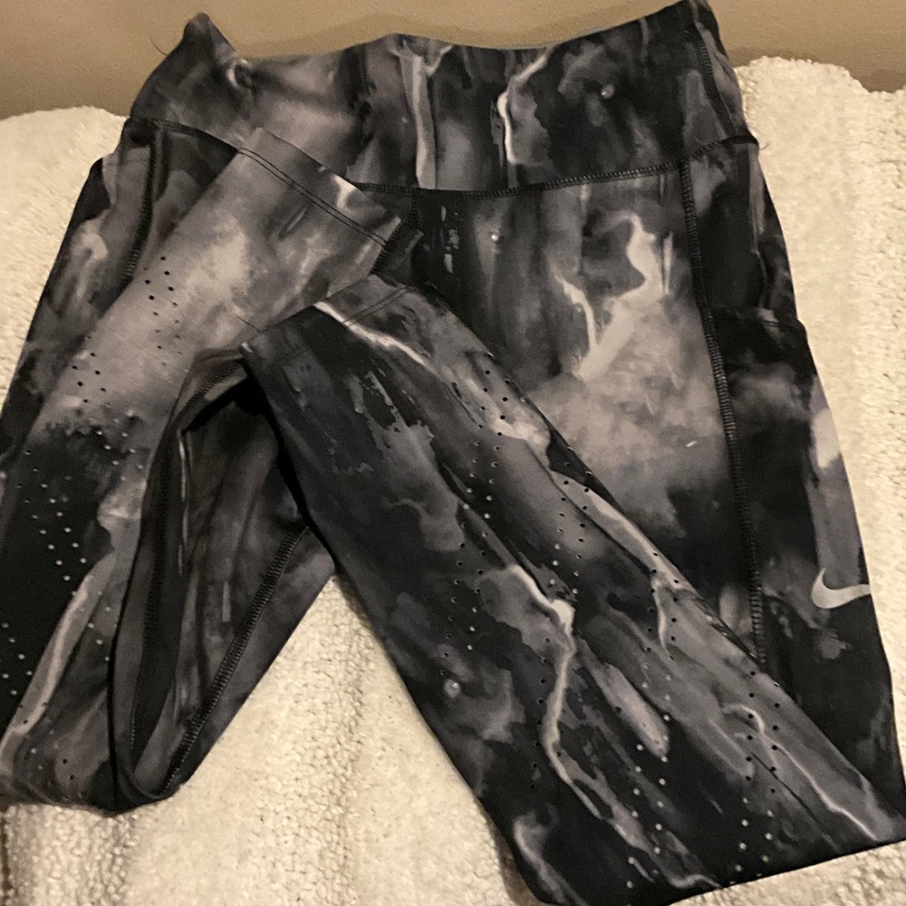 Nike Marble Black and Gray Leggings